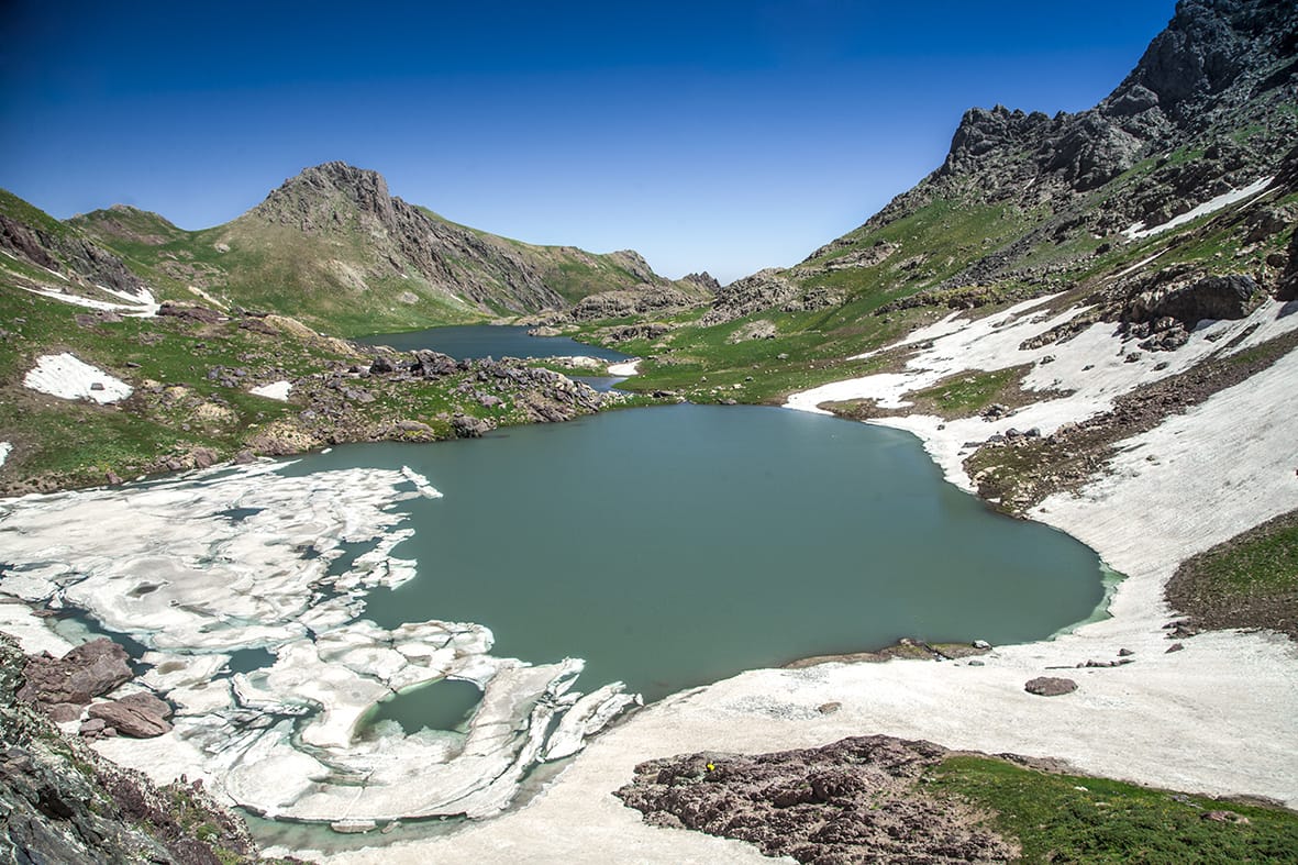 Milli Park sayımız 45'e yükseldi: HAKKARİ CİLO VE SAT DAĞLARI MİLLİ PARKI 26 Eylül 2020 tarihli Resmi Gazete' de yayınlanan Cumhurbaşkanlığı kararı ile Ülkemizin en yüksek 2. dağı olan Hakkari Cilo Buzul Dağı ile Sat Buzul Dağı ve çevreleri koruma altına alınmıştır.