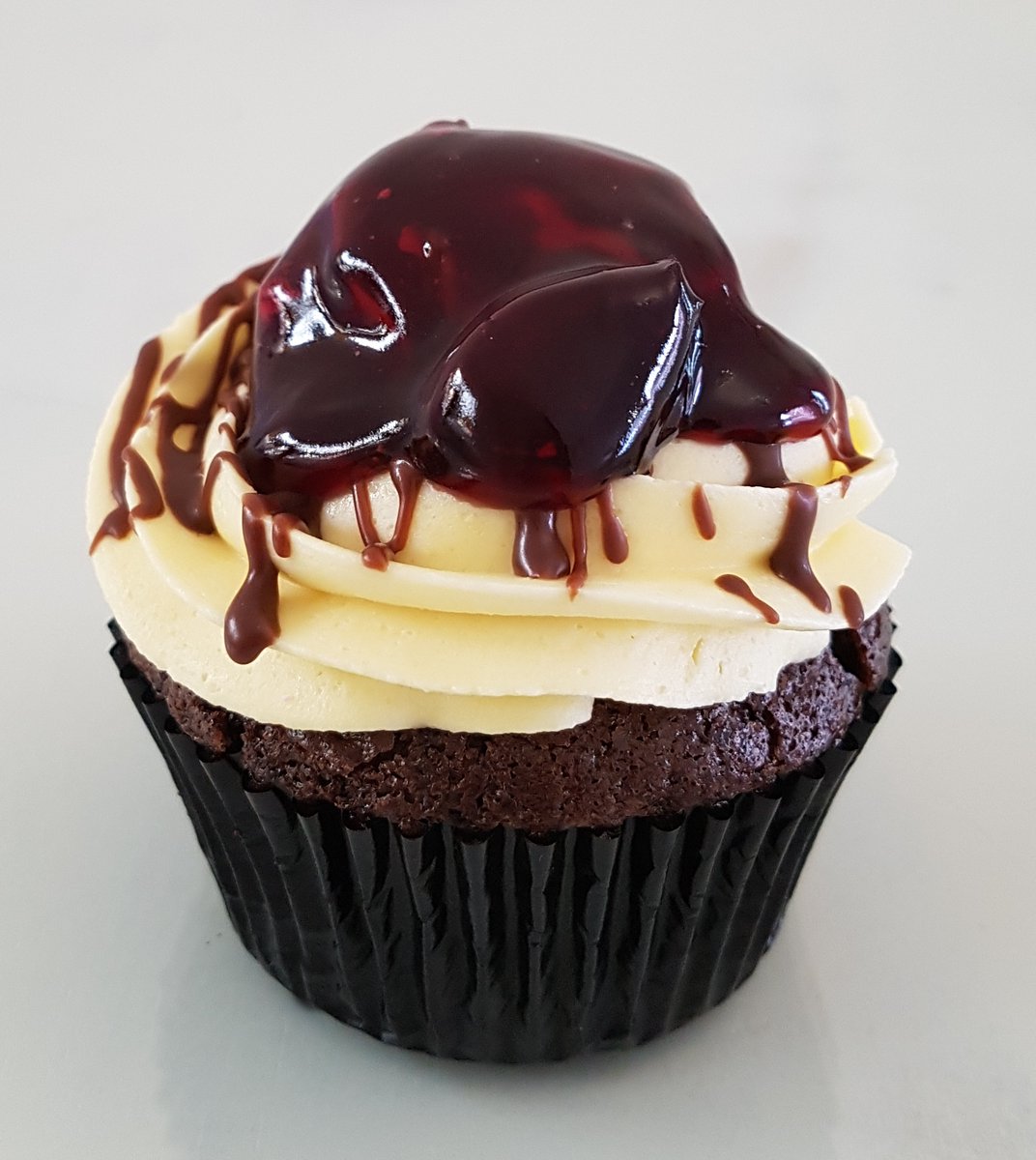 180DegreesCC's tweet photo. Our Black Forest Cupcake 🍰

https://t.co/8XwUCyBaEl
#Catering #Confectionery #Johannesburg #Delivery https://t.co/8wkl3ED5ZF