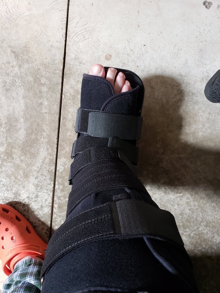 TheDevilsSideofHeavenBook tweet media