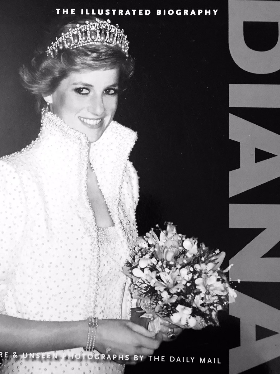 PRIMADONNAPop's tweet image. She’s My Soul Mate; It’s a must to protect your path bc No one else will @ThisWorld’s. your Sweet @p ☮️👠#GlobalMove🌱🌱🙊🙈🐴🐺🐣🌿🌿🌷🌿🌿🌷🌱🌱👠👠☮️🎤🎤👩‍🦳👱🏻‍♀️#INTUNE Sweet @PRIMADONNAPop