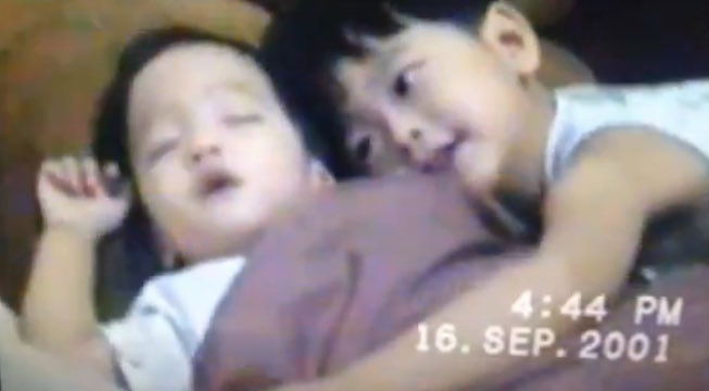 รักความพี่ชายความรักน้องของสามคนนี้อ่ะ พ่อแม่เลี้ยงลูกดีจัง อ่อนโยนตั้งแต่เด็กยันโตเลย ฮืออออ แสนน่ารักกก