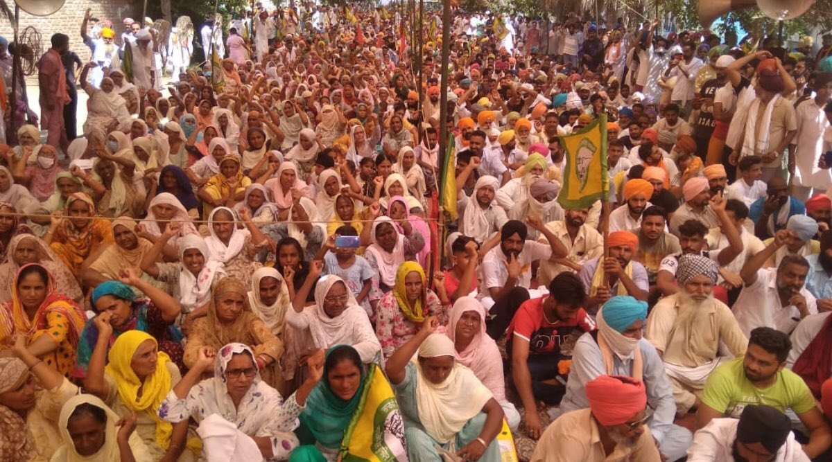 Bhuttiwala in Mukatsar, Punjab.Protest against FarmBills.  #SpeakUpForFarmers (Pic: IE)