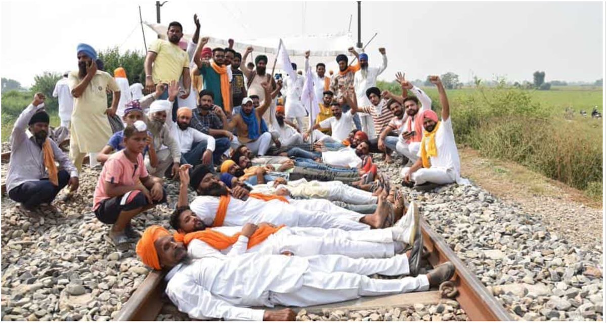 ‘Rail roko' protest at Devi Dasspura village, in Amritsar, PunjabProtest against FarmBills.  #SpeakUpForFarmers (Pic: HYT)