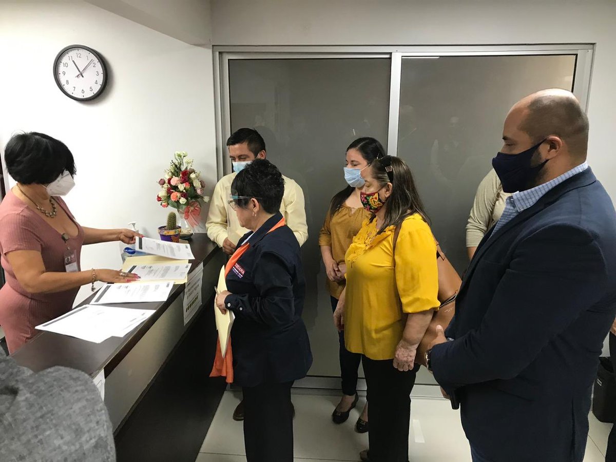 PatiVillanue's tweet image. En el marco del día naranja, como Secretaria de Gobiernos y Asuntos Legislativos acompañe a la Regidora de Tijuana,Diana Cecilia Rosa a presentar un punto de acuerdo para urgir a mesas de trabajo que den resultados para erradicar la violencia contra las mujeres. #PoderPRD