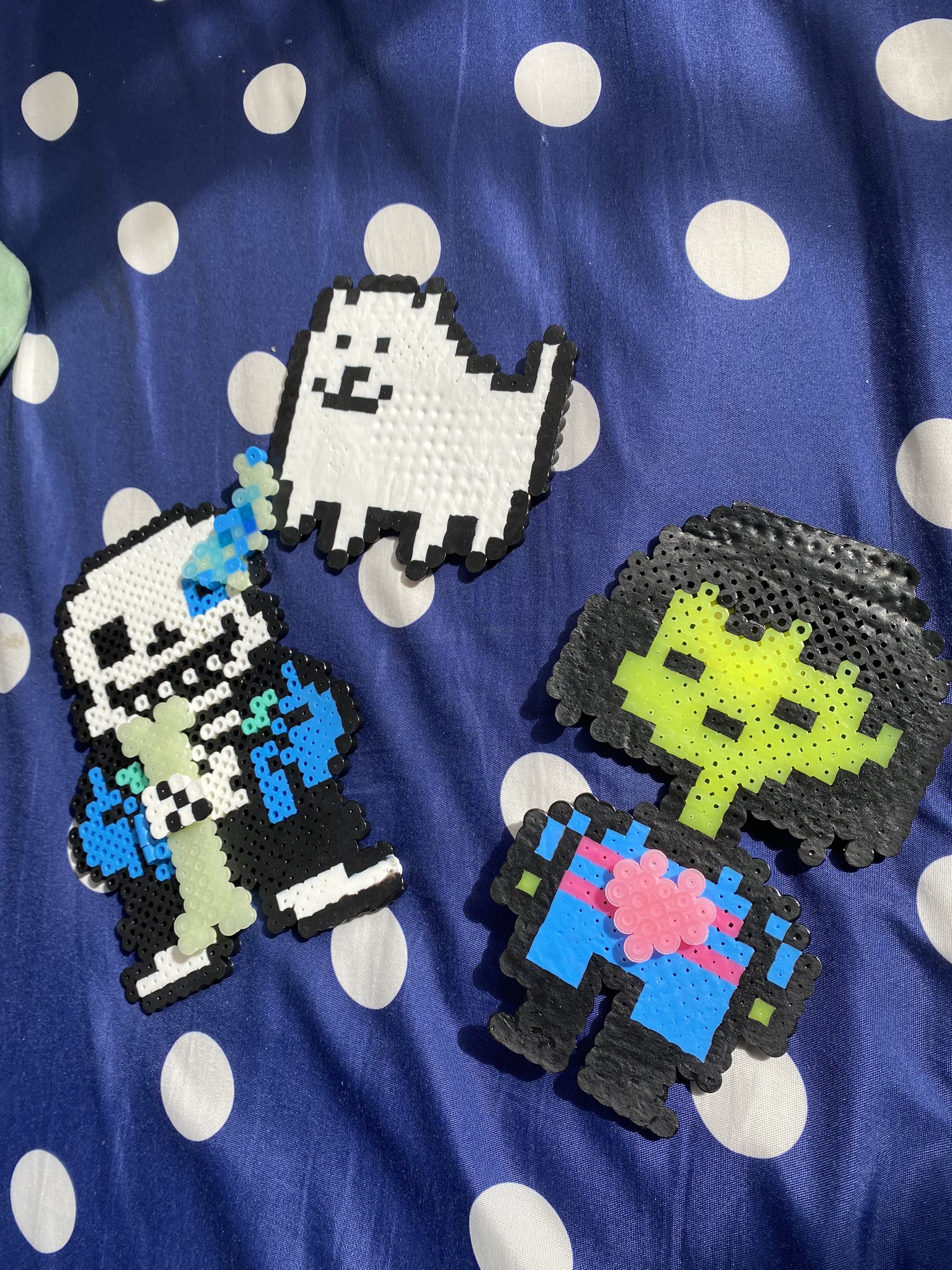 たゆん 久々にアイロンビーズで遊んだわ アイロンビーズ イラスト好きさんと繋がりたい イラスト好きな人と繋がりたい アンダーテール すげえ面白かった T Co Foveahrdy6 Twitter