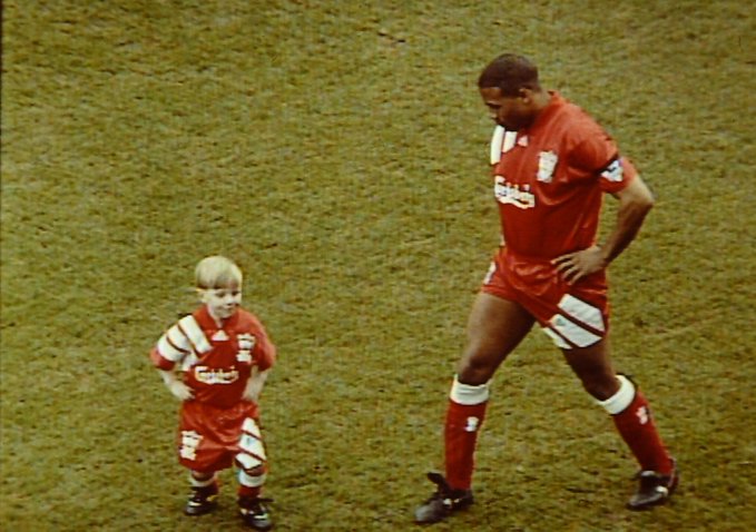 Y N W A The Story Of Liverpool Fc On Twitter John Barnes Warms Up With A Young Liverpool Mascot Pre Match If We Re Honest At First We Thought It Was Sammy Lee Officialbarnesy Lfc Lfc Mascot