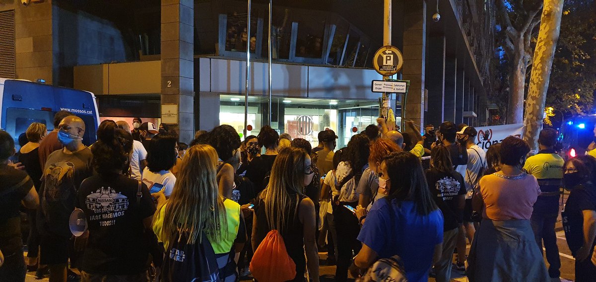 Es tanquen sense acord les negociacions de l'ERO d'Acciona. L'empresa no ha donat cap solució per garatir l'ocupació dels 500 treballadors i treballadores

#AccionaEnLucha