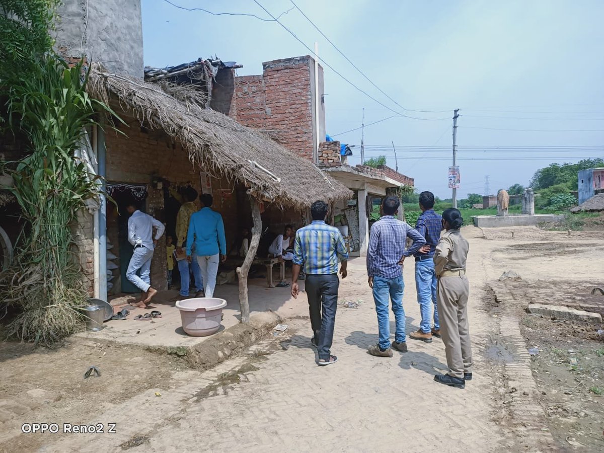 विद्युत वितरण उपखण्ड प्रथम कानपुर नगर के अन्तर्गत .-  जांच अभियान ग्राम धीरपुर ब्लाक विधनू @SE_EDC_KANPUR