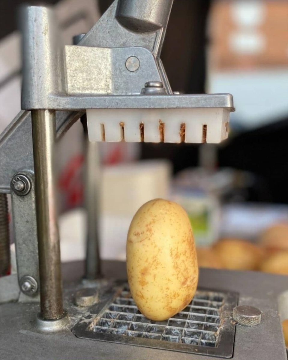 Photo Credit: <a href="/candid_beer/">Candid Beer</a>
#chipbutty #thebigbuttybar #chips #lichfield #streetfooduk #britishfood #eat #weekendvibes #saturday #potato #chipper #sammic #chipcob #chipbarm #chiproll #british #beerfood #foodlove #foodstagram #foodie #foodblogger #foodislife #food