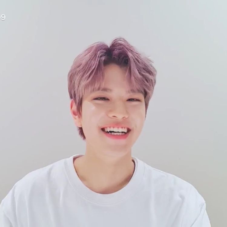 — seungmin’s forehead; a needed thread  #StrayKids  #skz