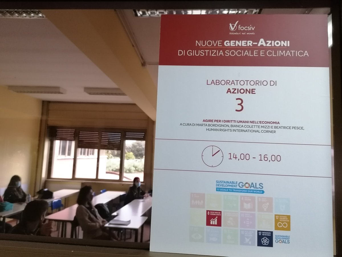 lolamagmel17's tweet photo. Agire per i diritti umani nell'economia. Marta Bordignon: quali sono i danni dell'Iva per Taranto? Noi siamo consapevoli dei diritti umani violati: la vita, il lavoro, la salute, all'educazione.
@HumanRightsIC @FOCSIV
#eventogiovani #giustiziaclimatica #MakeEuropeSustainable4All https://t.co/d0j08tnGmj