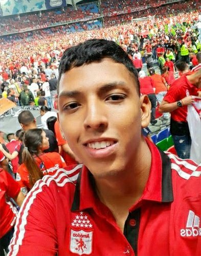 PalomaChavezLo1's tweet image. Ya son 36 días y no hay pistas del paradero de mi hijo #alejandroramirezchavez. Necesito que me ayuden a difundir... No podemos ignorar más!! 😪😪 @AlcaldiaDeCali @JorgeIvanOspina @GobValle @ClaraLuzRoldan @GobiernoCali @PoliciaColombia @FiscaliaCol @elpaiscali @Noti90Minutos