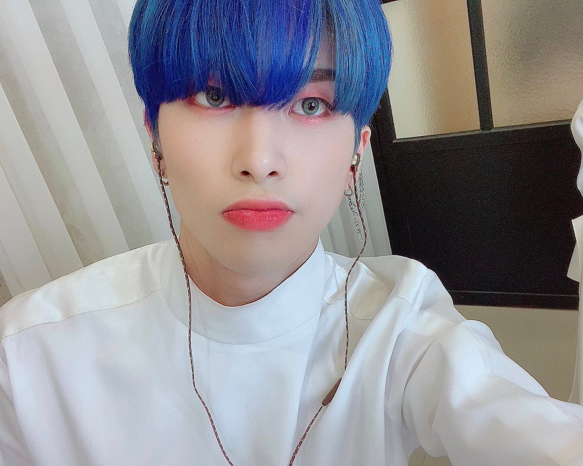 UP10TION's tweet photo. 네? 여기 요정 밖에 안 보이는데요⁉️

#업텐션 #UP10TION #샤오 #XIAO #Light_UP #Light #라이트 #밋앤콜 https://t.co/FCNlhMrWMj