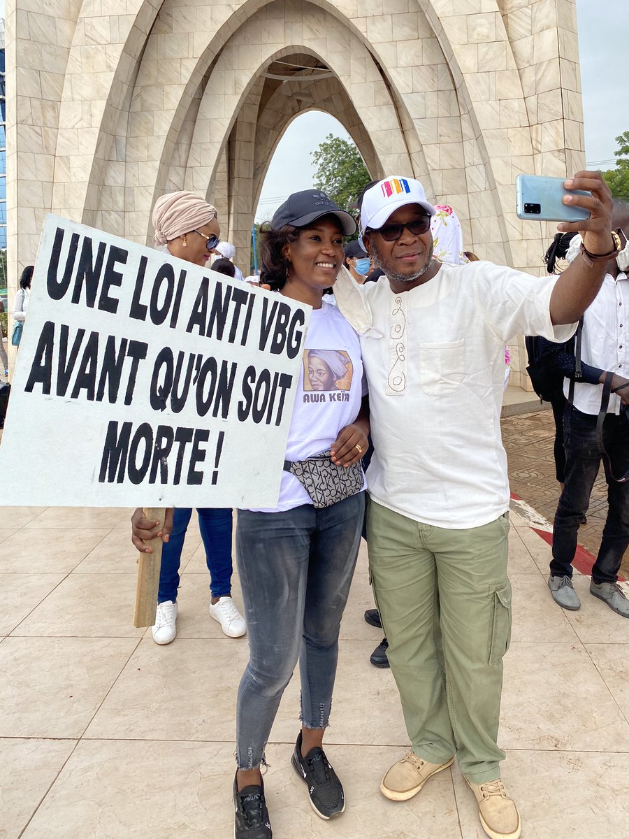 Des messages autant poignants qu’émotifs. Ils ont tout leur sens. Nous voulons cette loi, le Mali nous le doit.✌️✌️ 
#VBG
#GBV
#StopGBV
#EndVBG 
<a href="/PresidenceMali/">Presidence Mali</a> <a href="/PlanIntl_Mali/">Plan International MALI</a> <a href="/mabinguengom1/">Mabingue Ngom</a> <a href="/MaliAfriyan/">AfriYAN Mali</a> <a href="/IPPFAR/">IPPFAR</a> <a href="/yamafrica/">YAM/MAJ</a> @ToTjoelker <a href="/JosianeYaguibou/">Josiane Yaguibou</a> @Unfpamali <a href="/unwomenafrica/">UN Women Africa</a>