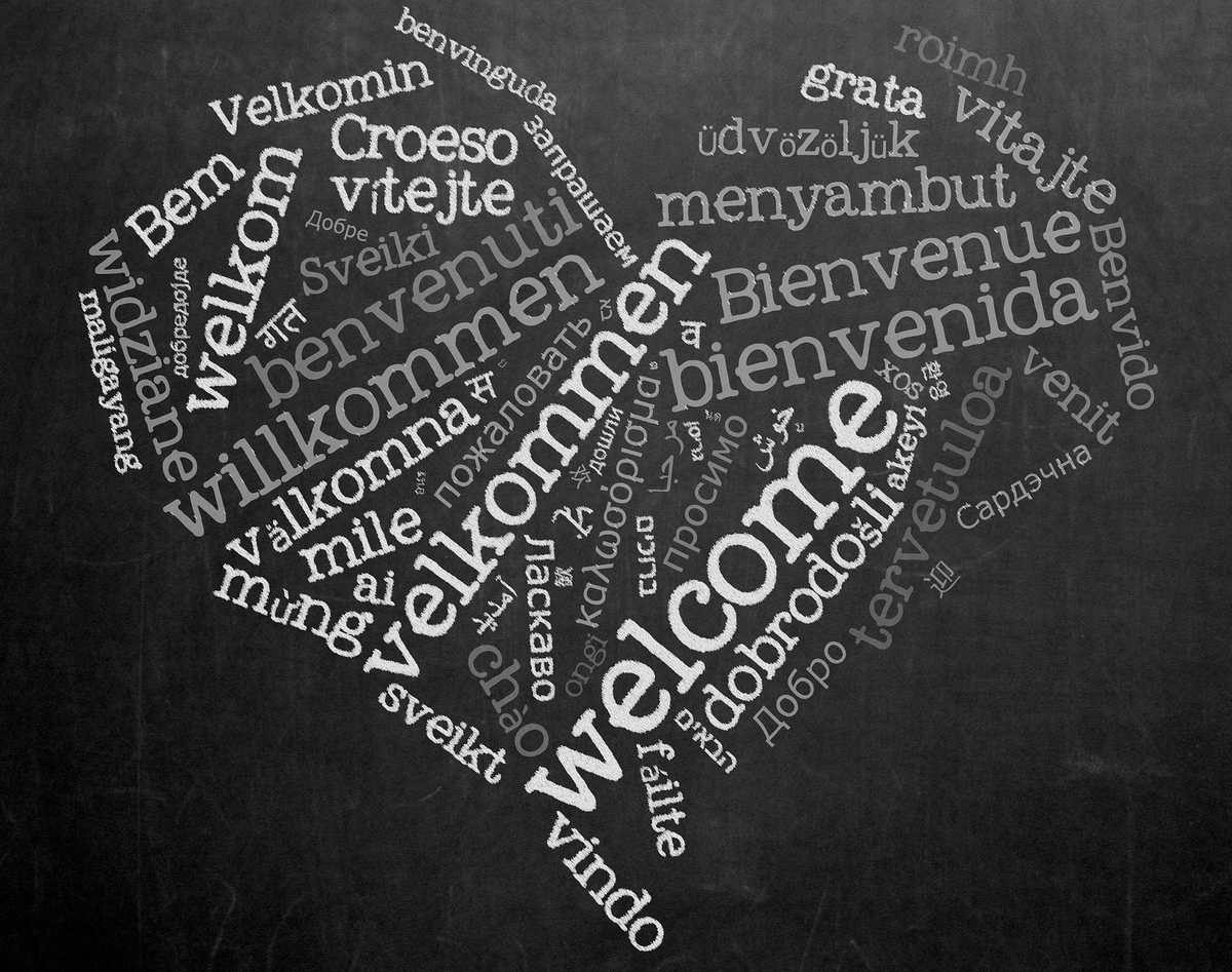 Arts and Humanities Research Council (@ahrcpress) on Twitter photo For #EuropeanDayofLanguages, have a listen to this <a href="/BBCFreeThinking/">BBC Free Thinking</a> episode featuring Prof Katrin Kohl <a href="/UniofOxford/">University of Oxford</a> speaking about the AHRC-funded <a href="/creativelangs/">Creative Multilingualism</a> project exploring the connection between linguistic diversity and creativity.
🎧 orlo.uk/wt3E4 For #EuropeanDayofLanguages, have a listen to this <a href="/BBCFreeThinking/">BBC Free Thinking</a> episode featuring Prof Katrin Kohl <a href="/UniofOxford/">University of Oxford</a> speaking about the AHRC-funded <a href="/creativelangs/">Creative Multilingualism</a> project exploring the connection between linguistic diversity and creativity.
🎧 orlo.uk/wt3E4
