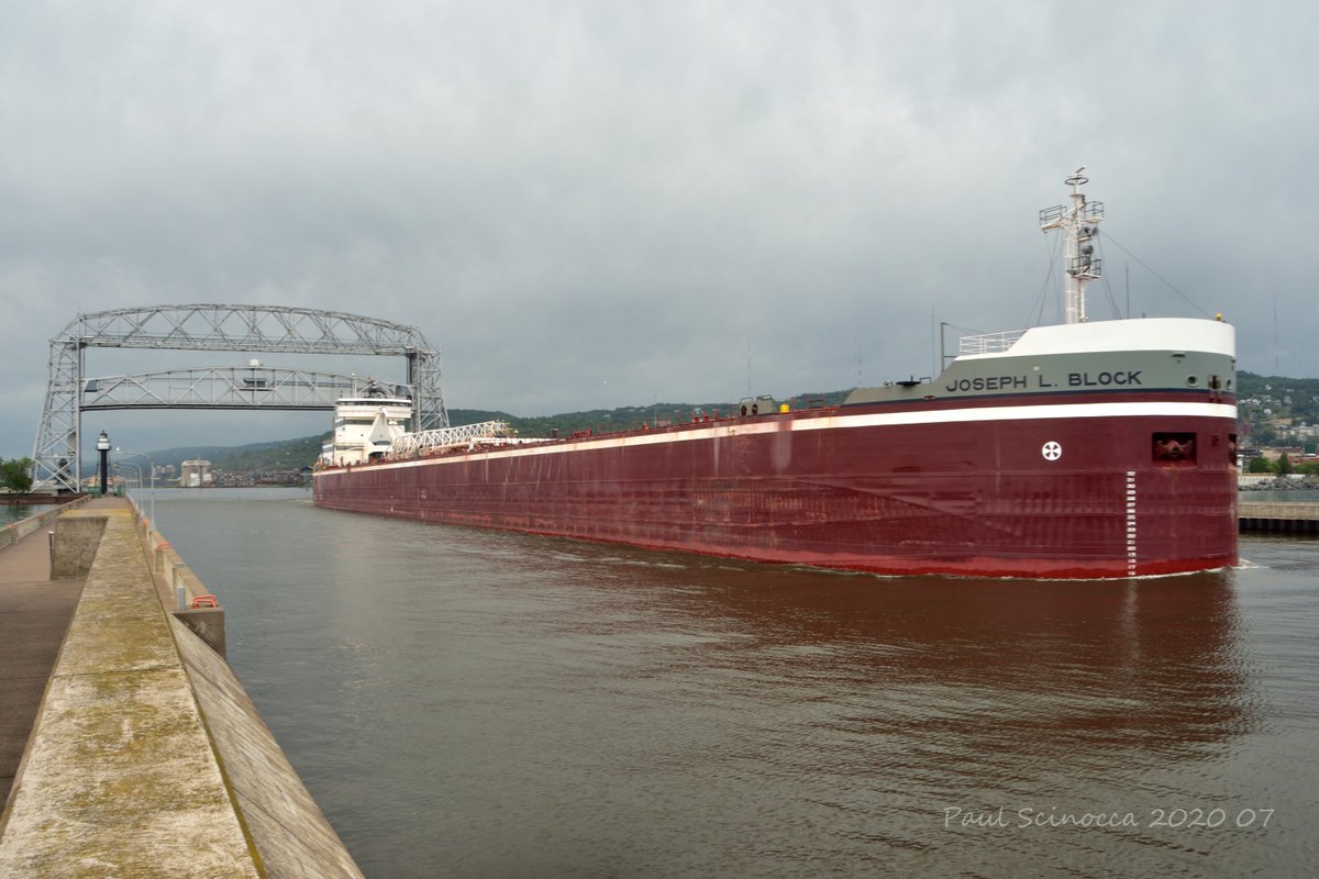 DuluthShips's tweet photo. Joseph L Block departing Duluth light July 25, heading to Inland MI for their next adventure.
#ships 
#shipsinpics 
#Duluth https://t.co/vp1q0Ao3x8