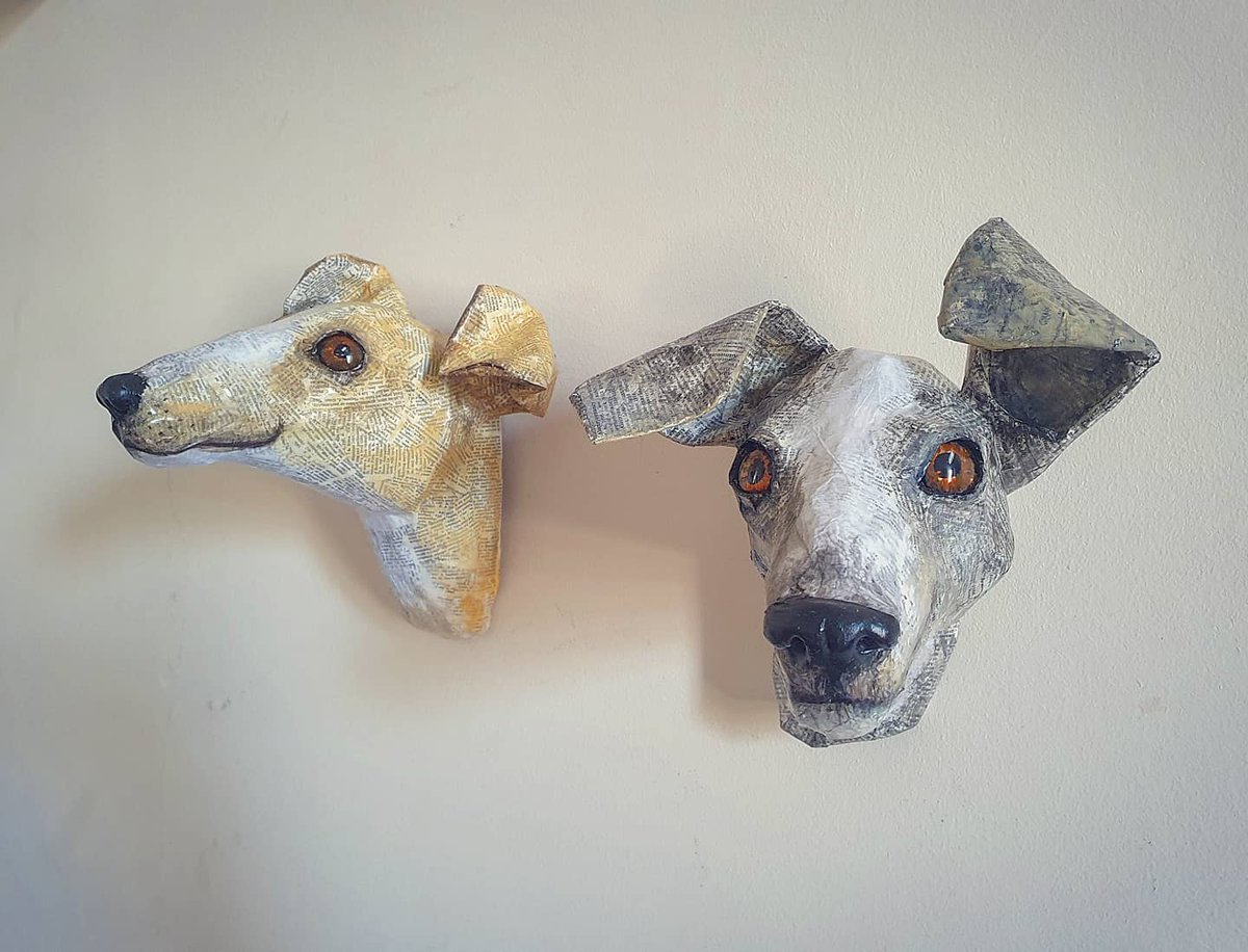 Visual2ArtS's tweet photo. So exited! Those two cute fellas are part of the collection for the Moy Mackay Gallery. Travelling today to join the exhibition!!
#dogs
#grayhound
#sculpture
#papermache
#art
#artgallery
#animalart
#doglovers
#uniquegifts
#gift https://t.co/RnBIIsPbom