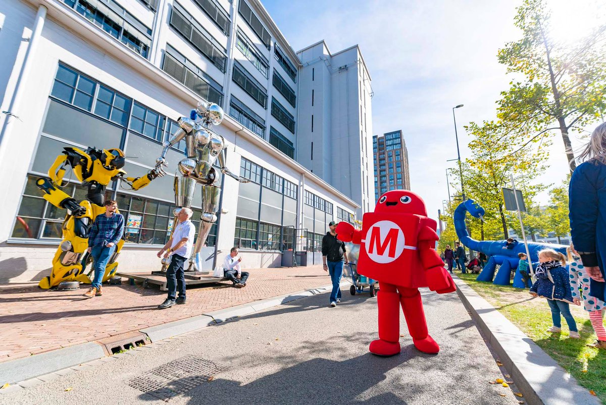 #Eindhoven Maker Faire 2020 op Strijp-S dit hele weekend:
eindhoven.makerfaire.com @EHVMMF