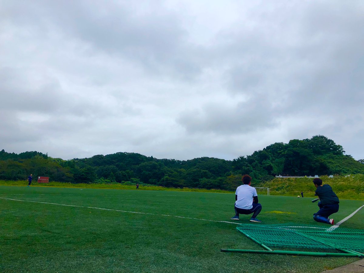 isu_baseball's tweet photo. 今日は悪天候でしたが、明日の練習試合に向けて調整の練習を行いました！ https://t.co/Jeo7FxiWff