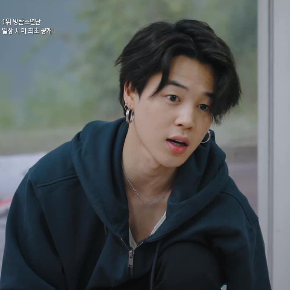 BARE FACED JIMIN IS EVERYTHING 