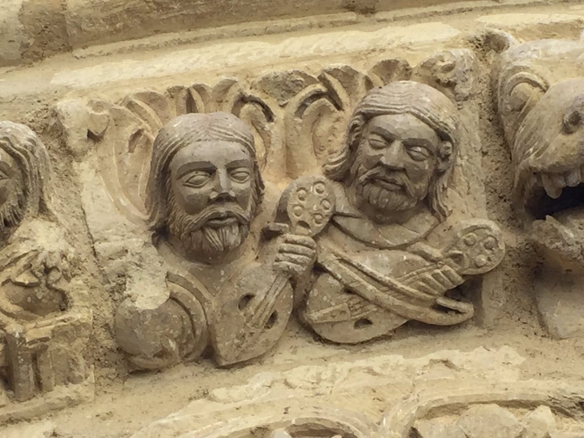LNodriza's tweet photo. Detalles 

Santa María de Piasca, una joyita románica escondida en Liébana https://t.co/vWofm6EAIS