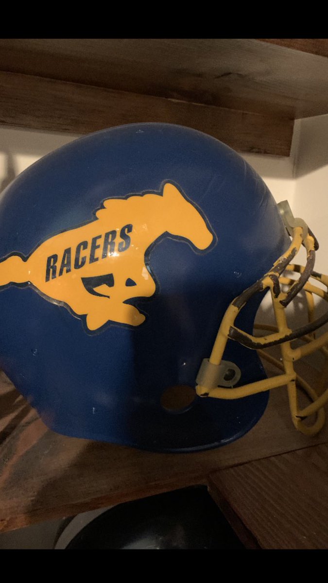 HelmetArch's tweet photo. Helping a friend sell some helmets! DM/email if interested or need to see more pics. Game used Duke, NFLPA, Murray State, and Cornell. #terriblepics #coolhelmets @RealStuff14 @steeler2032 @WTHelmets @HelmetAficinado @The_HelmetGuy @addicted2helmet @montehorton https://t.co/qqoKHocbte