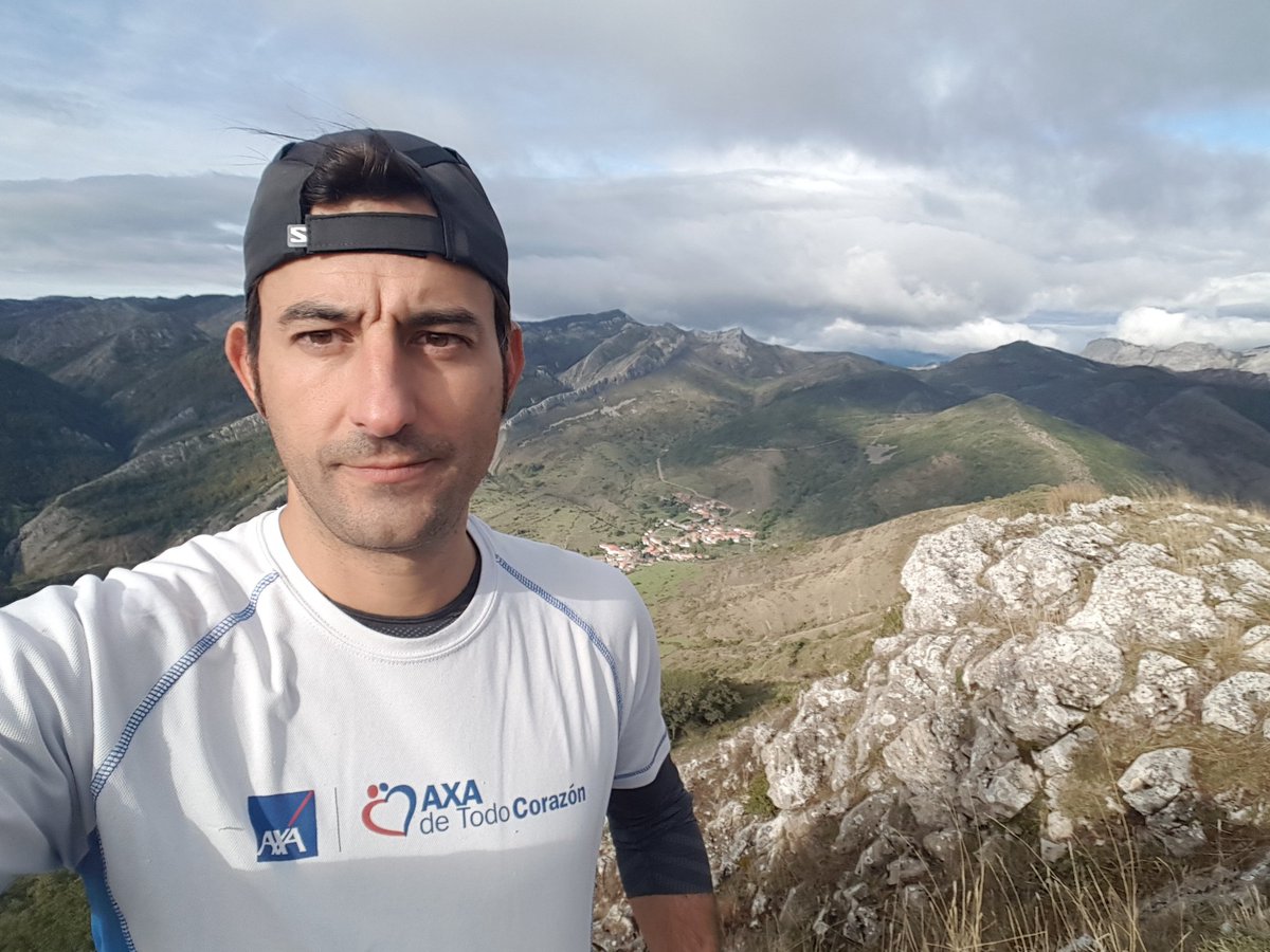 AlejandroAA_AXA's tweet photo. Hoy hemos empezado el día haciendo deporte por la Solidaridad y los Bancos de Alimentos !!!!! Gracias @AXASegurosEs #AXAHeartsWalkTheWorld #voluntariosaxa @FundacionAXA https://t.co/l56mpMraSY
