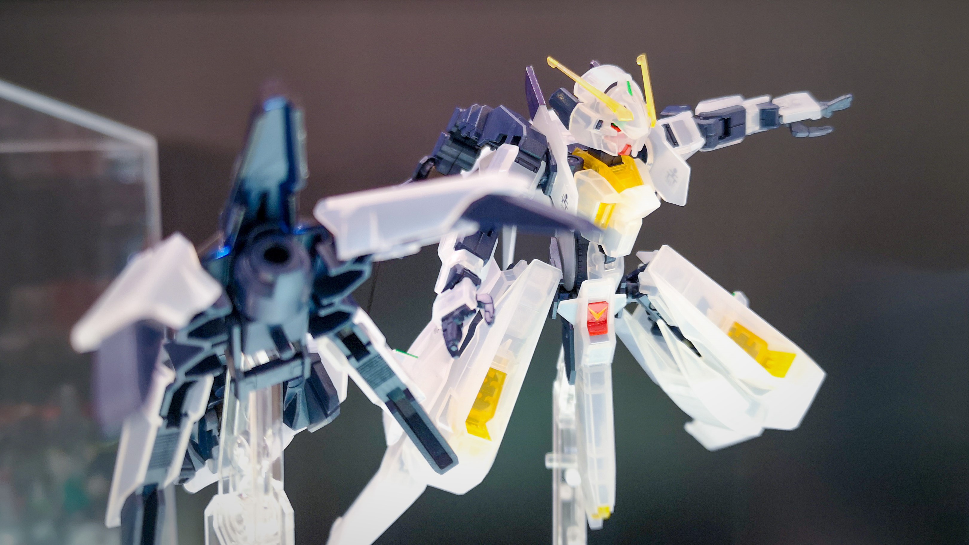 HGウーンドウォートx2 、クリア バーザム & バイアラン ガンダムベース限定 HGウーンドウォートx2 、クリア バーザム & バイアラン ガンダム