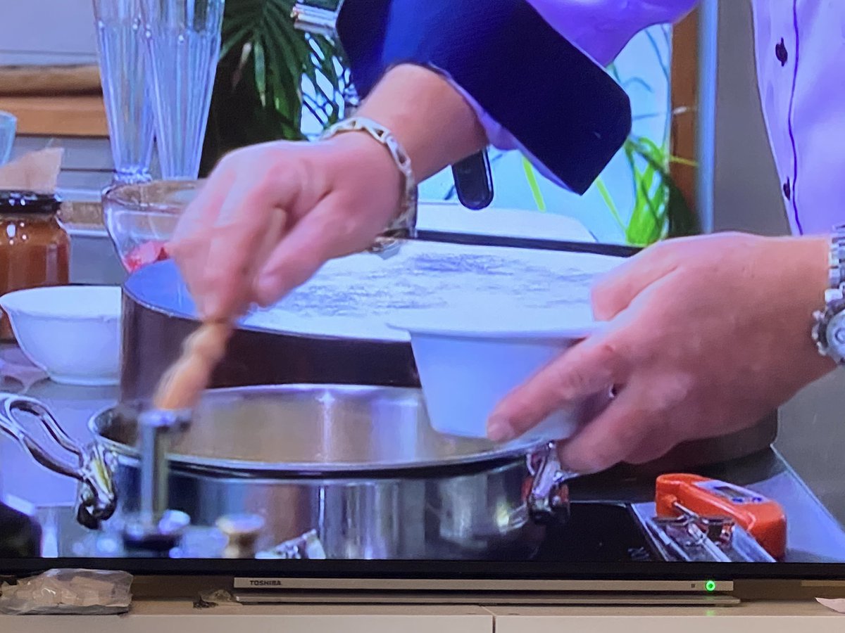 Debbie_F1's tweet photo. @sat_jamesmartin could you tell me what is the size &amp; name of that 2 handled stainless steel pan james is using on todays show to make fudge please? https://t.co/7qWWl5oIK0