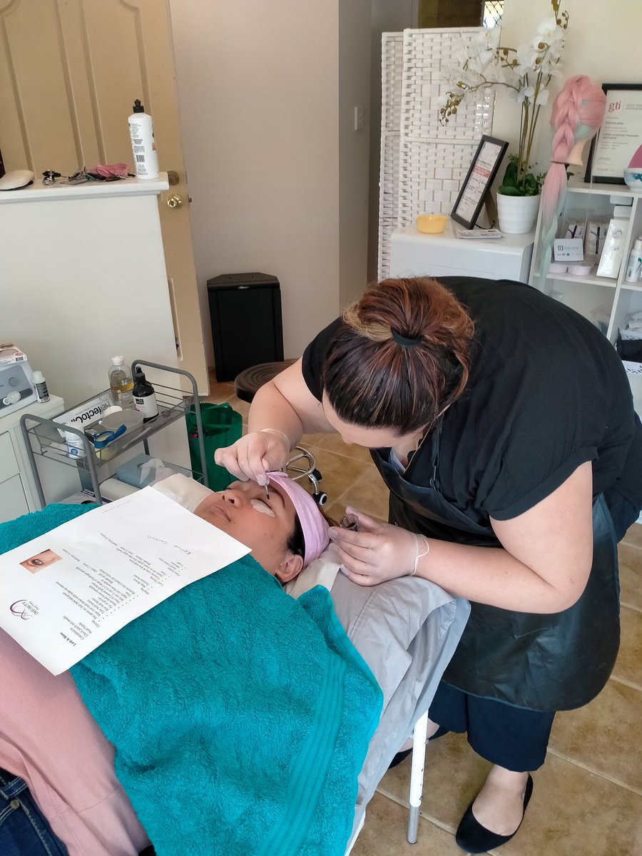 InfinityBeaut19's tweet image. A lovely end to the week 🙂 
School holidays, so I am spending some family time with my girlies 😍 I will be here to answer any messages. 
Charlotte