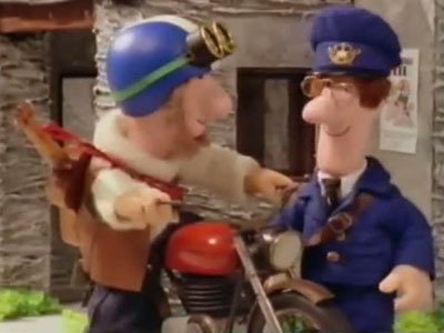 PostmanPat__'s tweet image. I saw Peter Fogg by the doctors,

"Is everything ok ?"  I asked 

He said - "no Pat, when I go for a poo it comes out like spaghetti"

I said - "oh dear, what's wrong ?"

He said - "the Doctor watched me go and said that I was sitting down too fast and sitting on my string vest"