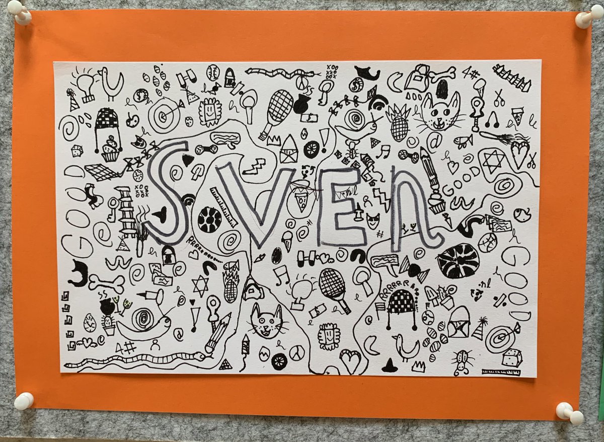 Wat zijn ze leuk!
Naamplaatjes, tekenopdracht van Tekenen Enzo 😃