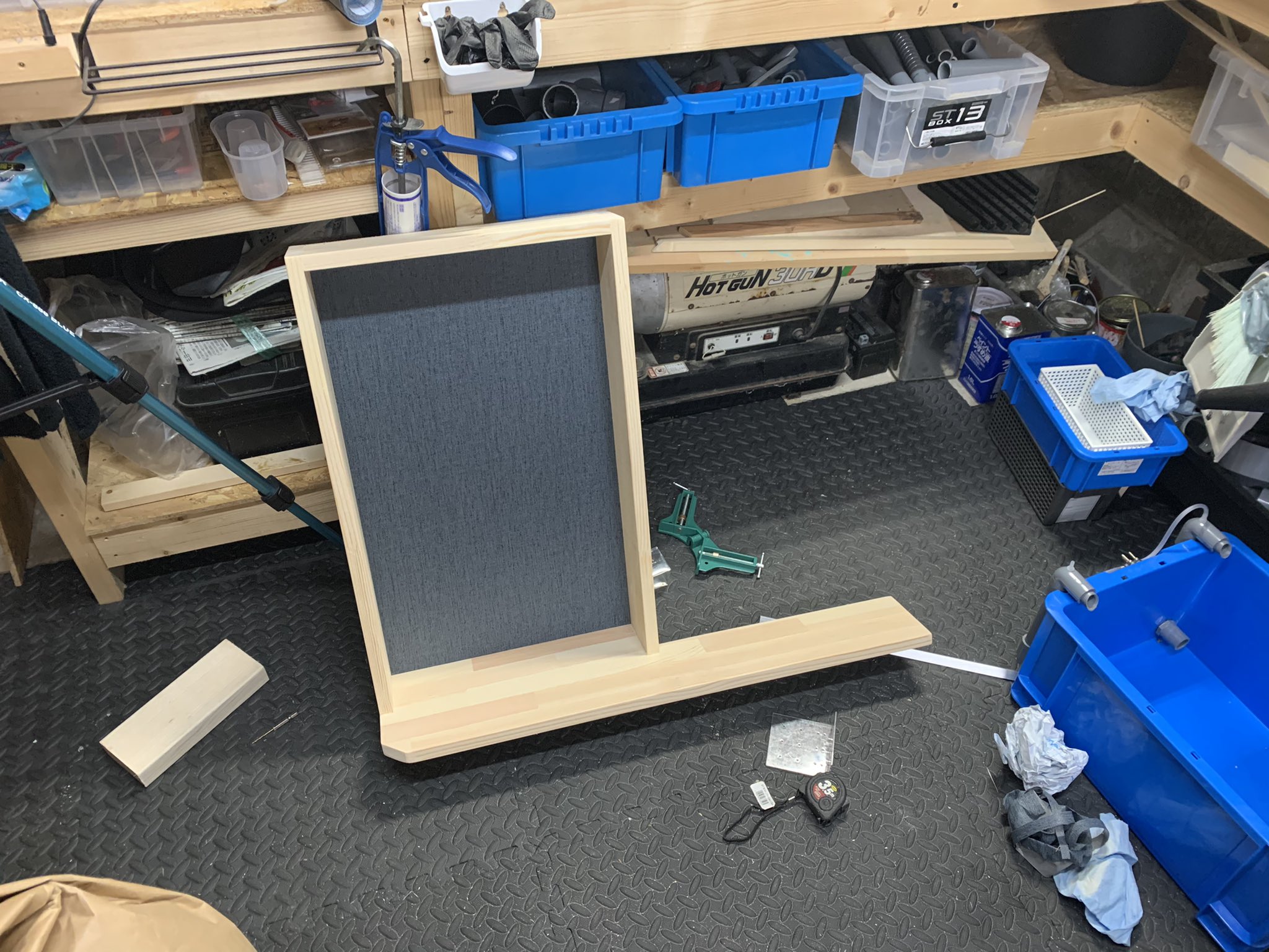 Aqua界のノッポさん 玄関にちょっといたずらしてみよ 玄関ニッチ 壁紙張り替え Diy T Co Haw6upu5jb Twitter