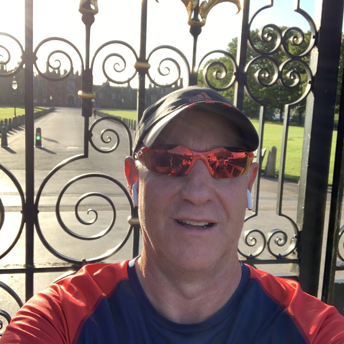 dibble1965's tweet photo. Some refreshments after a 25k run to Kingston. Nice to see Sir Mo Farah on his run. Next time I won’t leave him behind 🏃🏼‍♂️🏃‍♀️ https://t.co/h38qdcstw4