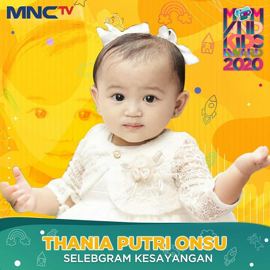 BxbYuyun's tweet photo. Congratulation buat dedek emesh 😘 
#thaniaputrionsu #MomandKidsAward2020 #selebkesayangan https://t.co/eCy4ToH07y