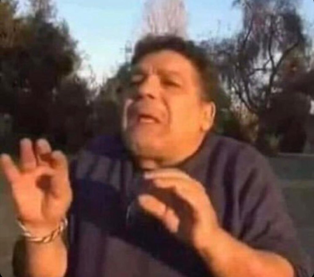 ءنننننئ الصـدريين أخواننـا ويي عَـادي خل يجـون ويانا بالساحات هَـلا بيهُـم ءءنننننن ءننننننن..