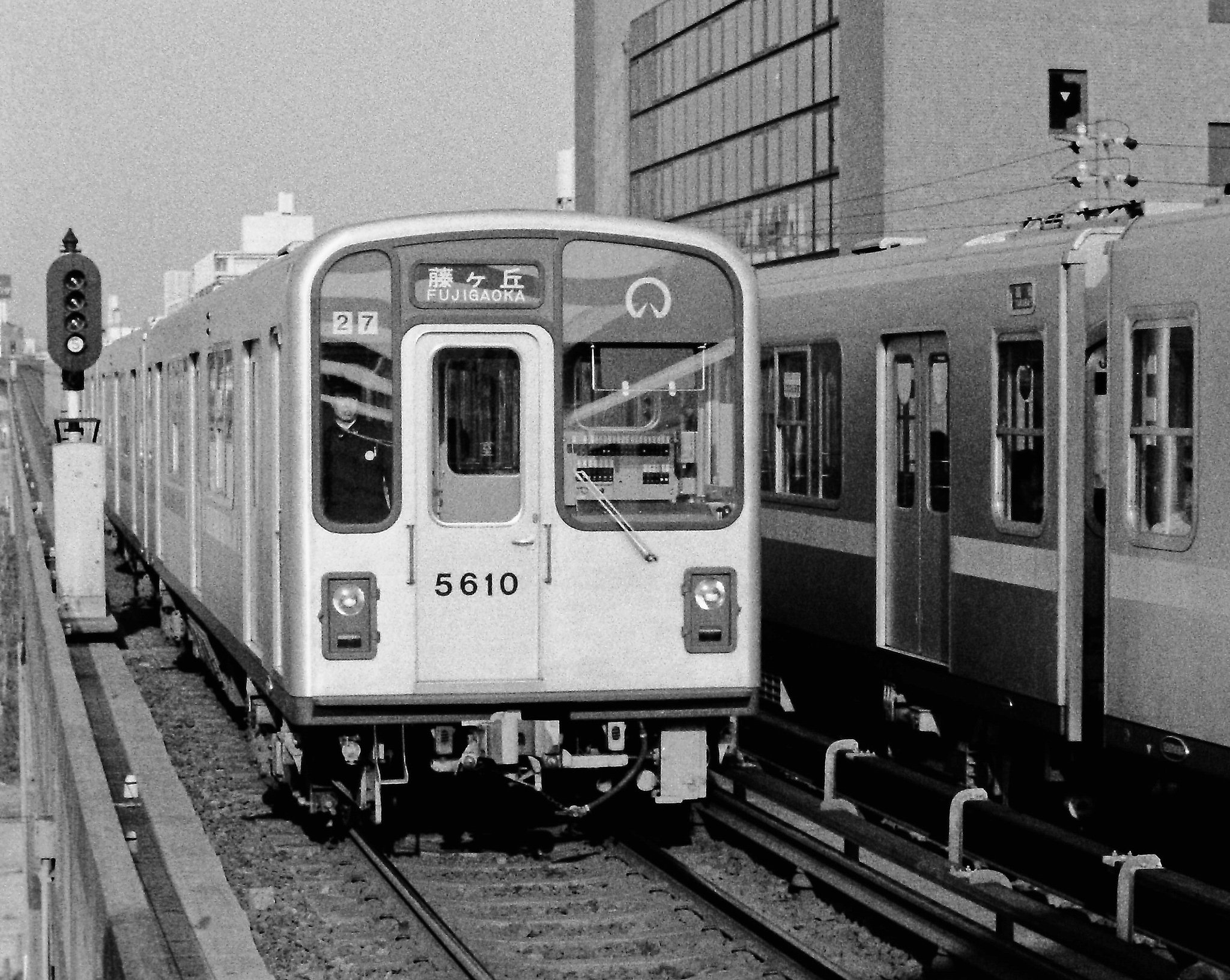 Ei1p69UUcAIkdGY.jpg:large