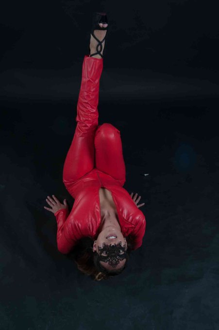 S&aacute;bado sabadete... https://t.co/kelr0rdXUX<a href="/tag/nuevafotodeperfil"class="tags"><span>#nuevafotodeperfil</span></a>