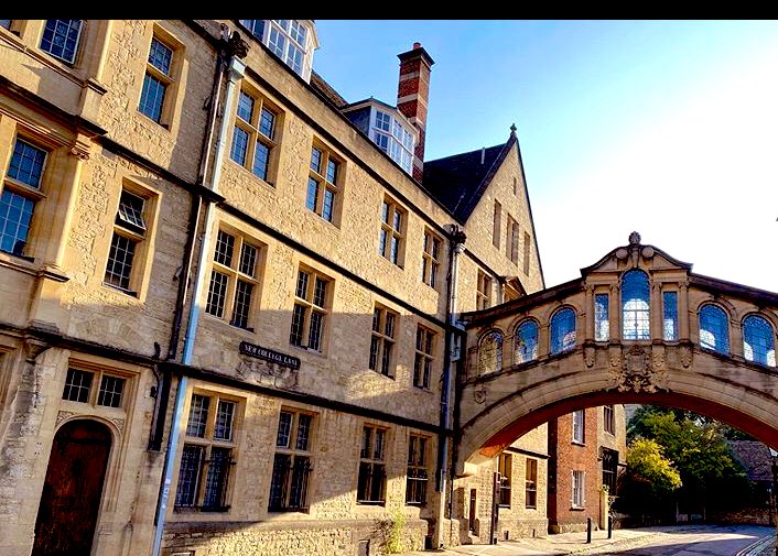 ioannis_psallidas (@ioannispsallid4) on Twitter photo Oxford city.... nice to come back- lots of memories! Looks much prettier without all tourists.... #oxford Oxford city.... nice to come back- lots of memories! Looks much prettier without all tourists.... #oxford