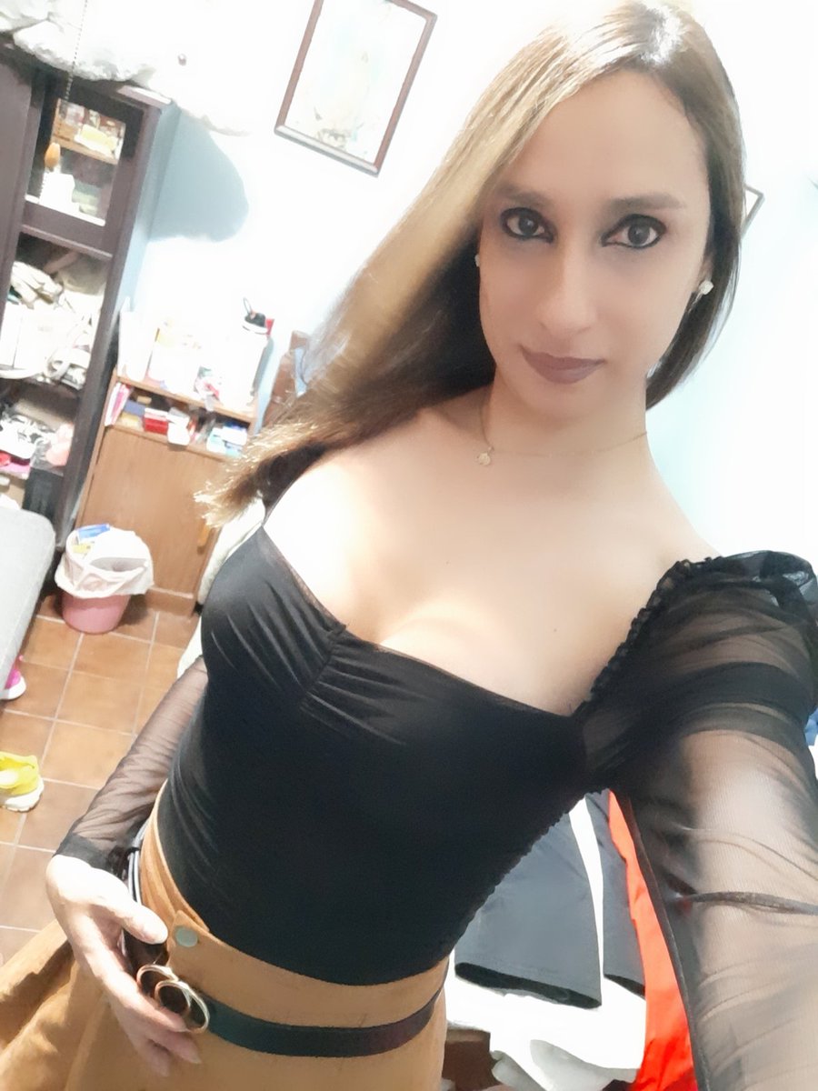 KathiaMty's tweet photo. Solía estar muy preocupada por cómo me vería la gente al saber que soy trans, pero a día de hoy creo que es un gran filtro para saber qué personas valen la pena o no.
#TransIsBeautiful #TransGirls #TransMexico #TransBello #Trans #TransWomen https://t.co/bcIAJ82r6k