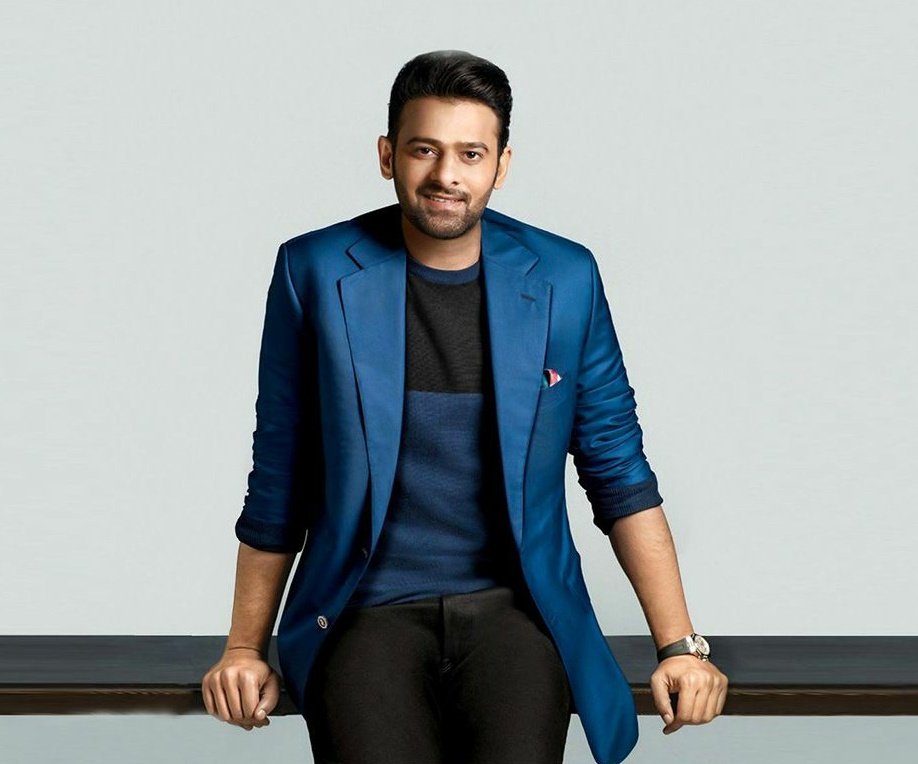PraBossOffical's tweet photo. #Prabhas Anna Is First South Indian Actor To Cross 20M Followers in Facebook 😎🔥

Pan India Super Star For Reason 🔥🔥
#20MFollowersForPrabhasInFB
#20MRebelsINFacebook https://t.co/MLDMKiXQJ5