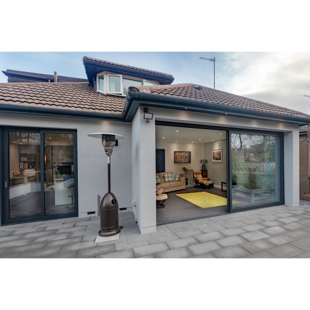 Are you on the lookout for a new bricklaying position? Do you think your skills and approach would be suited? 🧱

For full details of our latest positions, company and personal benefits, visit >>

bit.ly/3hnvaOg