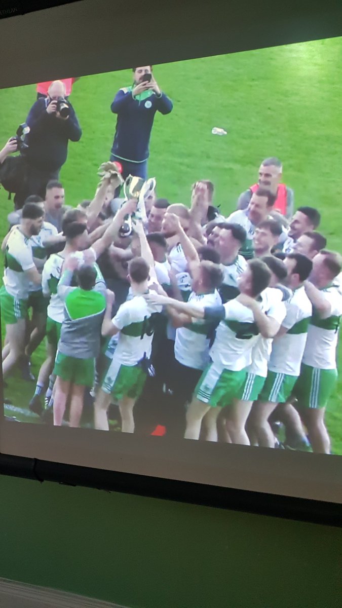 Congrats @aodhruadh on a Great performance to win the @officialdonegal Intermediate Championship. Serious opening and closing quarters. Darren Drummond and Nathan Boyle take a bow👏.  #3dayscelebrating #seniorfootball #donegalgaa #ballyshannon #aodhruadh #intermediatechampions