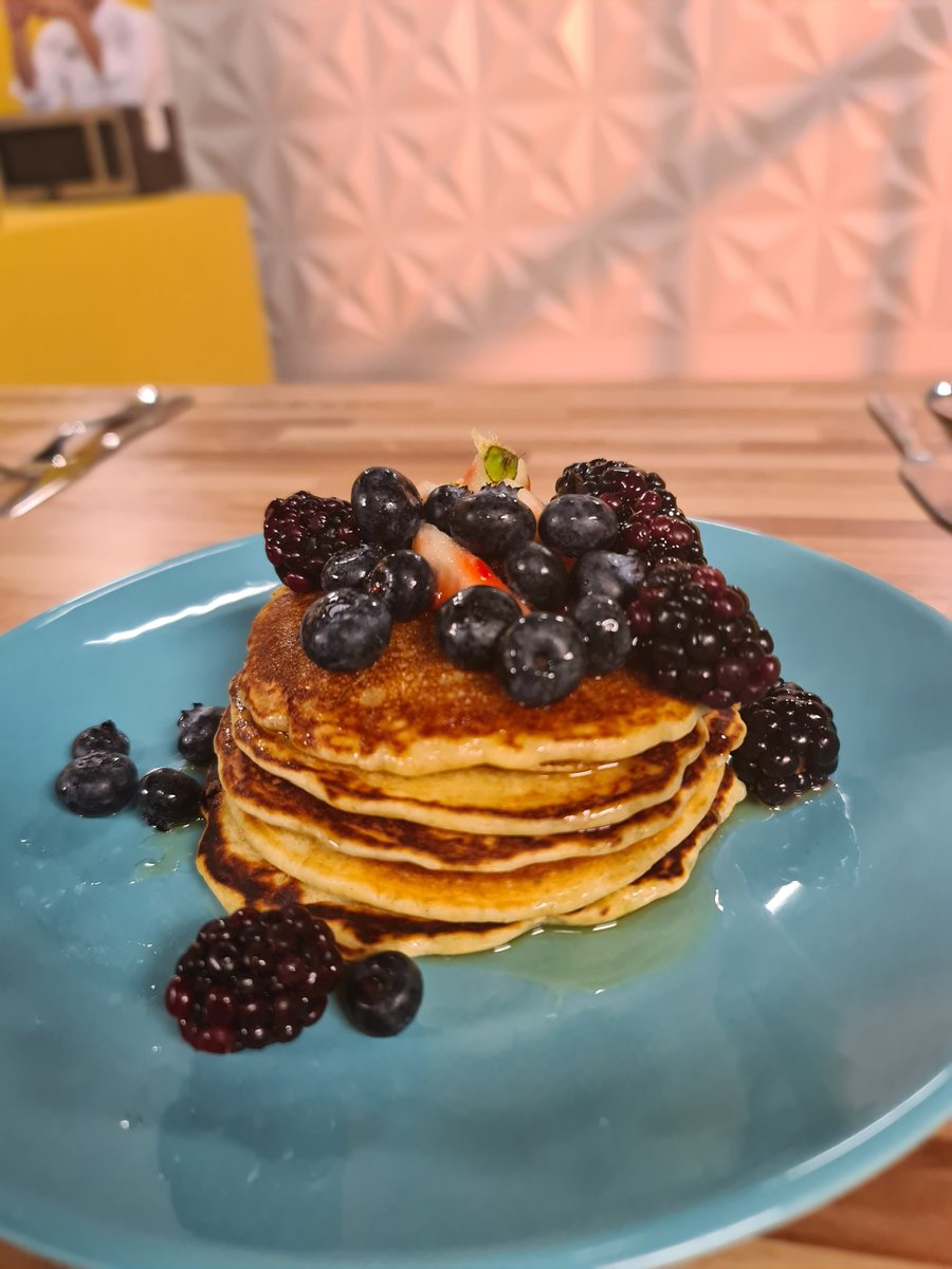 maisa's tweet image. O tutorial da panqueca tá no ar agora!!! @OscarFilho @CaBertolazzi #ProgramadaMaisa