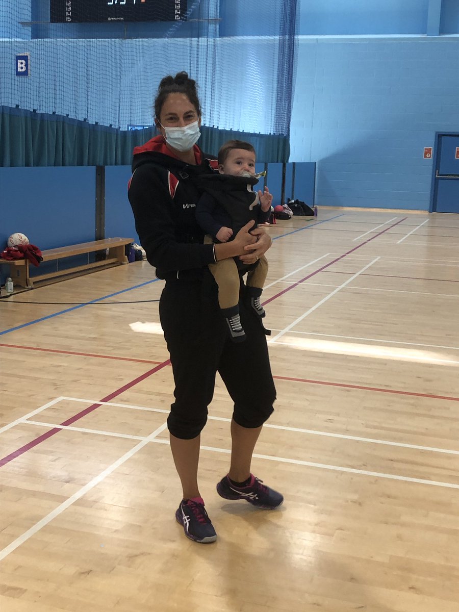 ClanNetball's tweet photo. HUGE thank you @sachgrant @KattGarner (and little Ollie)  @bsc75 Rachael, Ged and @EMEques for another amazing ‘attacking &amp; shooting’ workshop! 
#ClanPathway
#WeAreClan ❤️🖤 https://t.co/zQPWpopTIu