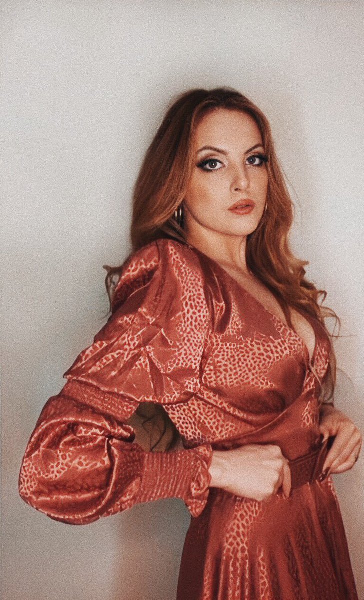 UpdatesGillies's tweet photo. ✨✨✨✨✨✨✨✨✨ https://t.co/fBkbKppP9d