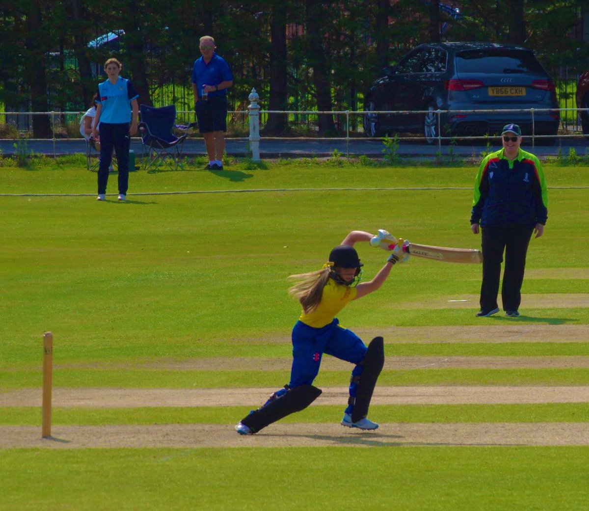 Celebrating #WomensCricketMonth  Here’s a picture of my 9 year old self playing for Northumberland U-15s for the first time ever vs my debut for the Durham women. Still waiting on my growth spurt 😅🏏