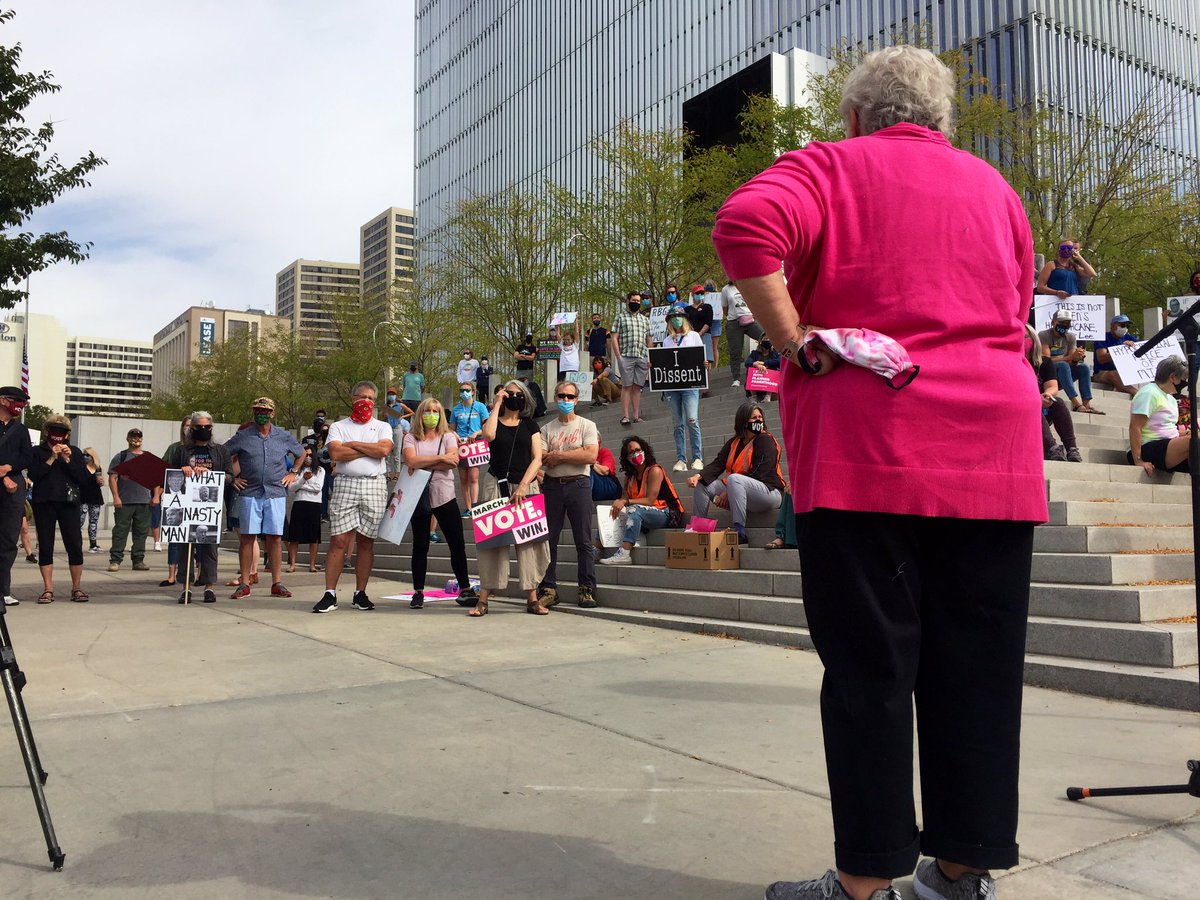 EnriqueLimon's tweet photo. Continuing with a day chock full of #slcprotests, people have begun to gather outside downtown's federal courthouse for the 'Utah Demands Integrity' mach #utpol https://t.co/B9NZDCZzLQ