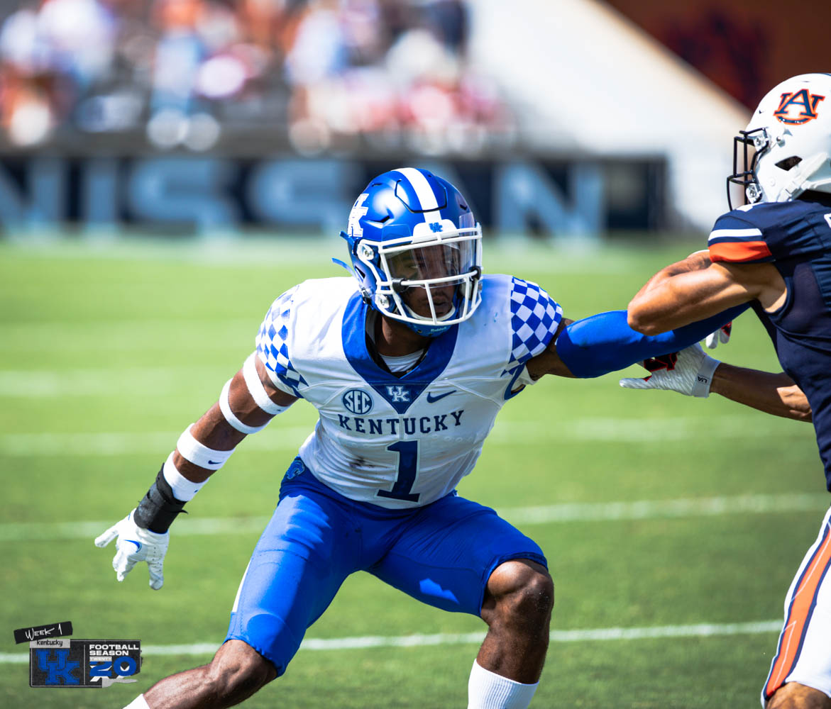 UKFootball's tweet photo. Second half starts now 😤

📺- @SECNetwork - https://t.co/o8ooJFwqgh https://t.co/iJOg8Z9OsJ