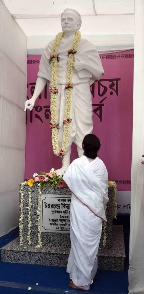 Heartfelt tributes to #IshwarChandraVidyasagar on his birth anniversary today who'll always be remembered for his pivotal role in passing the #WidowRemarriage act. @BJP4Bengal supporters allegedly desecrated his bust last year in Kolkata which was later rebuilt by @MamataOfficial